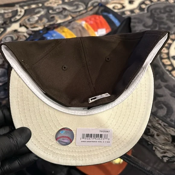 San Diego padres fitted hat super rare awesome color way 🔥🔥🔥 7 5/8 brand new - Picture 3 of 5